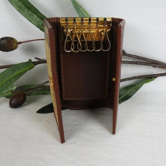 NWOT Burberry classic Nova Check key holder - Picture 3 of 5